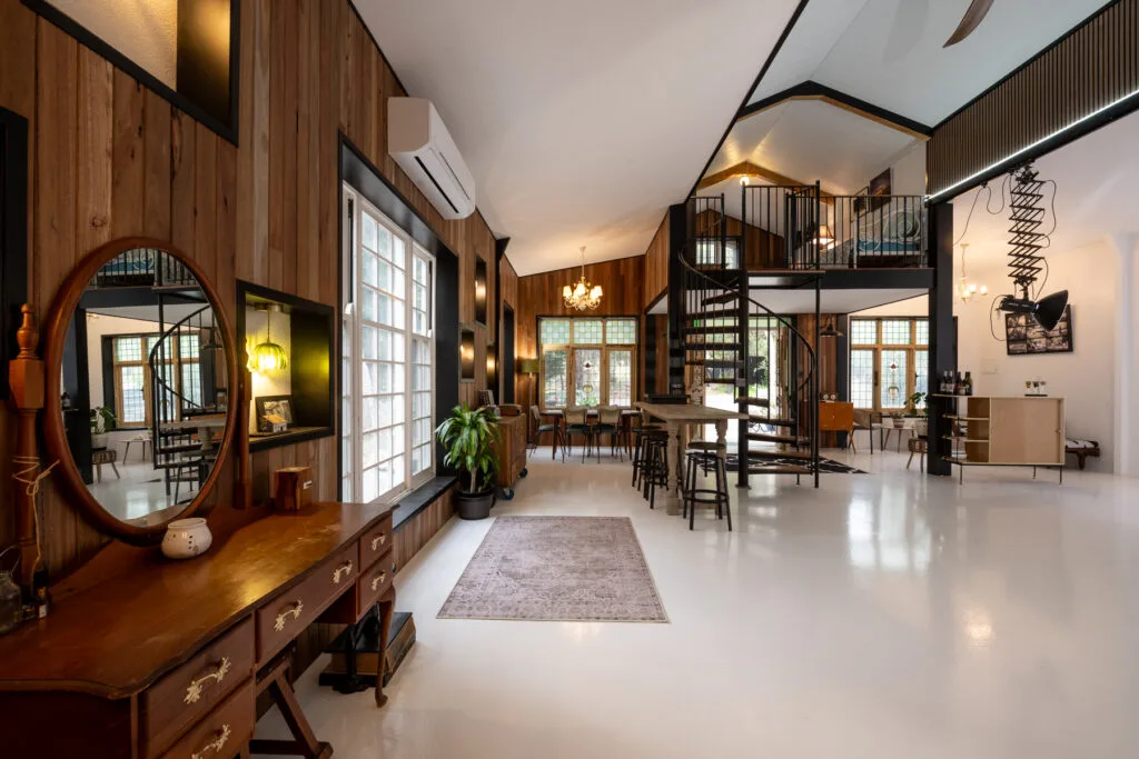 Watermark Crossing Studio Interior